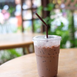 ร้านกาแฟนกฮูก