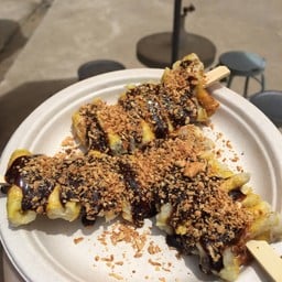 หวีกล้วยปิ้ง บ้านข้างวัด