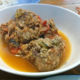 ตรีพิพิธ