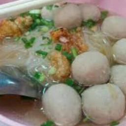 โกรวยเมืองสรรค์