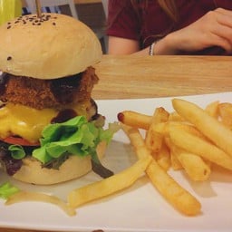 เรียงชั้นกันมา