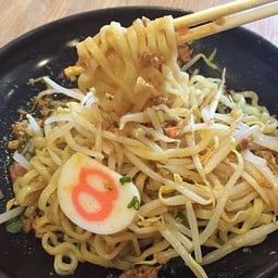 Hachiban Ramen บางลำพู