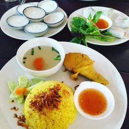 บ้านข้าวปุ้น -