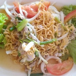 สถานีแซบแน่