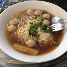 ก๋วยเตี๋ยว 505