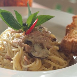 สปาเก็ตคี้ซอสเห็ด แฮม