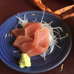 สีดูไม่สด รสชาตินัวมากกก