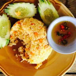 ข้าวผัดปู