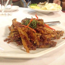 ปลาเนื้ออ่อนทอดผัดสามรส