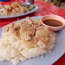 ข้าวมันไก่ ส.ว.