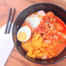 เข้าเส้น ก๋วยเตี๋ยวต้มยำ