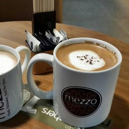 Mezzo Coffee อาคารชำนาญเพ็ญชาติ บิสเนสเซ็นเตอร์