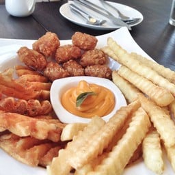 เฟรนช์ฟรายด์รวม