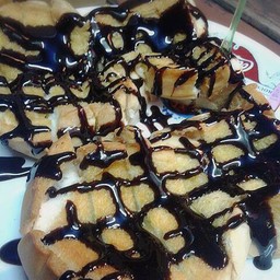 ขนมปังกรอบนุ่ม อร่อยดี