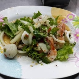 ยำวุ้นเส้นทะเล