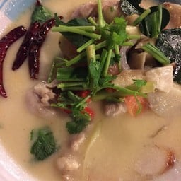 ต้มข่าไก่ (เล็ก)