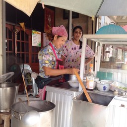 เจ๊ทำบะหมี่ไข่สดเอง ปรุงเองด้วย