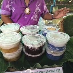 ขนมไทยคุณประภา ตลาดบางน้ำผึ้ง