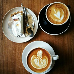 ULTRA ADEPT : Coffee Roasters co-operative