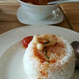 ซุปเนื้อต้มยำ + ข้าวเปล่า