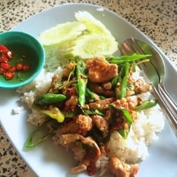 ก๋วยเตี๋ยวเรือ โกนพ