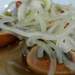 ยำไข่เยี่ยวม้า