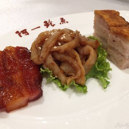 หมูแดง หมูกรอบ