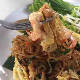 บ้านผัดไทยเอียงอาย