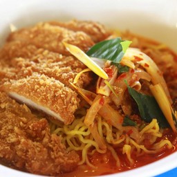 สปาเกตตี้ต้มยำ ไก่กรอบ