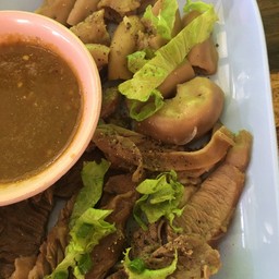 ก๋วยเตี๋ยวดงมูลเหล็ก รสเด็ดปากน้ำโพ