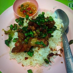 โกเหลียง ก๋วยเตี๋ยวเรือ เจ้าเก่า รสเด็ด
