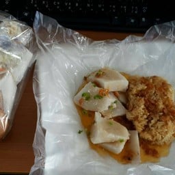 ก๋วยเตี๋ยวหลอดตลาดโก้งโค้ง ตลาดโกงโค้ง