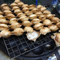 ขนมครกชาววัง ปั้มลุงเท่ง