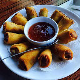 Hoy-Ka Thai Noodle Hollywood
