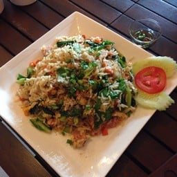 อาม่าสโนว์ไอซ์&กาแฟดอยช้าง
