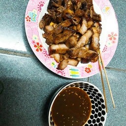 ร้านแม่น้อย