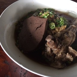 สุกี้รสเด็ดก๋วยเตี๋ยวแม่แช่ม