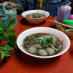 ก๋วยเตี๋ยววังชะโอน