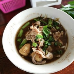 เตี๋ยวเรือบ้านยาย