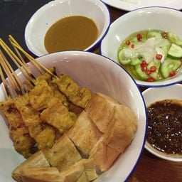 นฤมล อาหารตามสั่ง