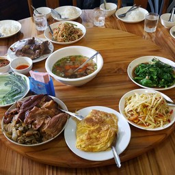 Manyphone Bakery
