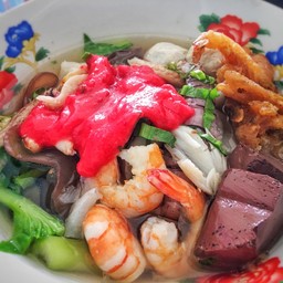 ก๋วยเตี๋ยวทะเลเจ๊ต๋อย