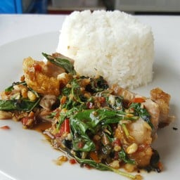 ข้าวแกงลุงรุจ