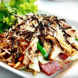 ยากิโซบะเบคอน