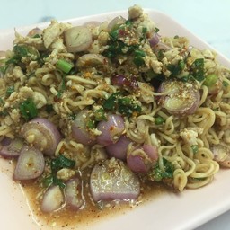 ลาบมาม่าไก่สับ