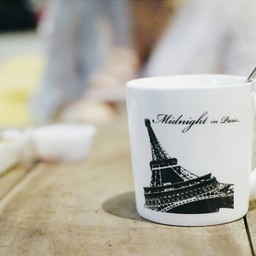 22 Milk Station เมืองเอก
