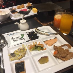 Green Door Restaurant