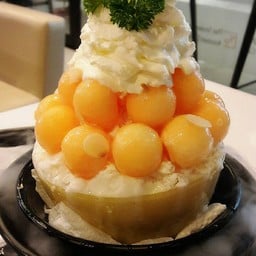 The Snowcap Bingsoo Lotus Plus ศรีนครินทร์ Outdoor Zone
