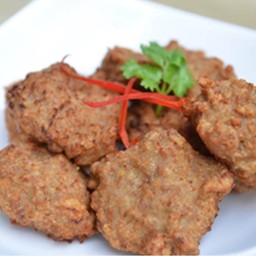 หมูบดก้อนกระเทียมพริกไทย
