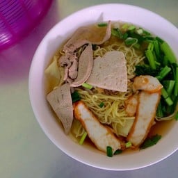 บะหมี่โกพุก มีขนมจีบ-ซาลาเปาด้วยจ้าา